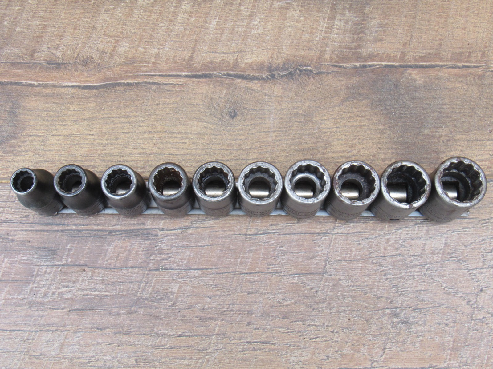 SNAP ON 10MM – 19MM 1/2″ DR METRIC 12 POINT SHALLOW IMPACT SOCKET IMDM100A – 190
