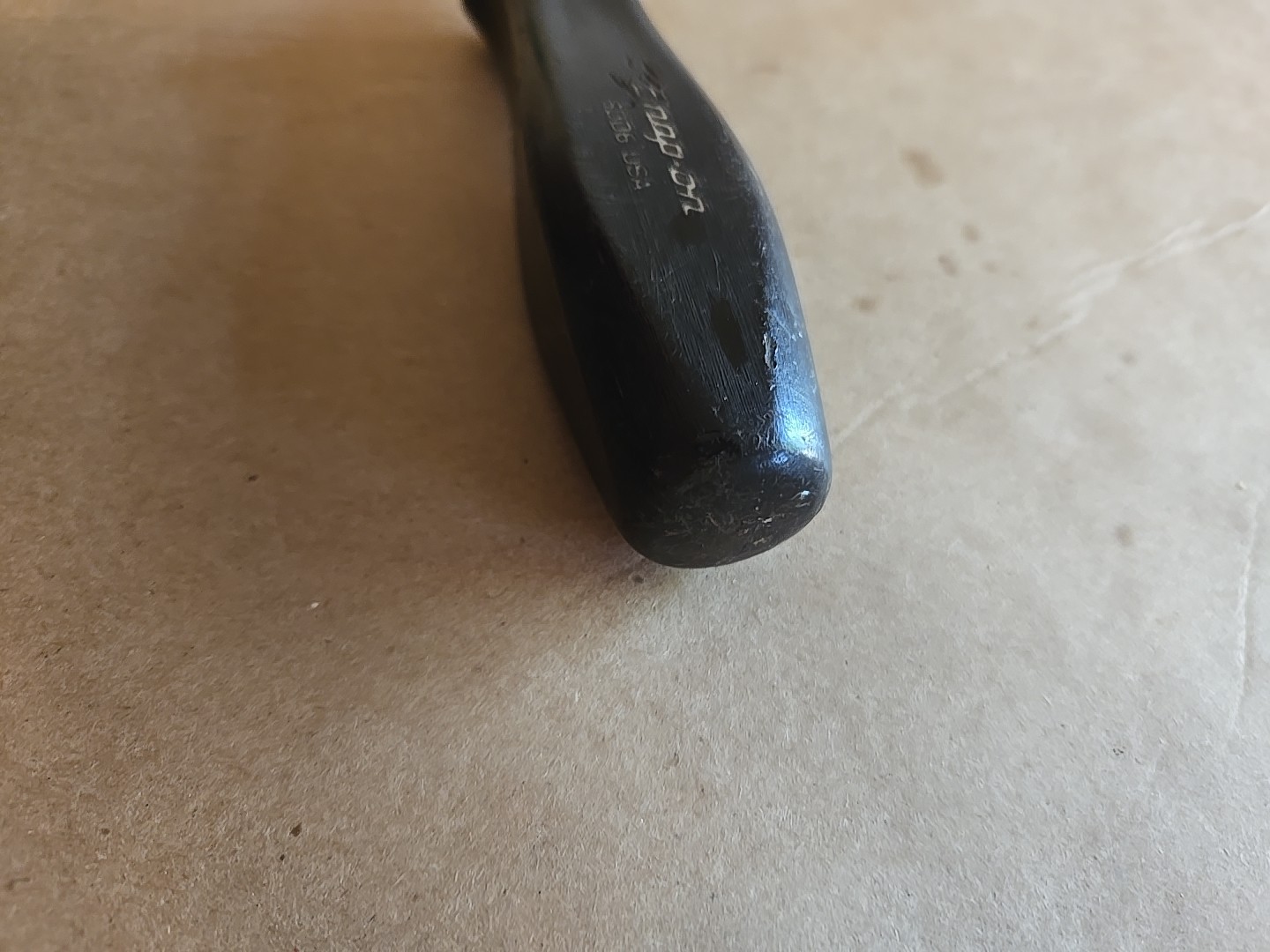 Snap On 5/16″×6″ Blade Screwdriver Black Hard Handle USA SDD6