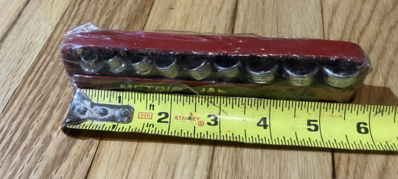 MAC Tools-1/4″ Dr. Metric Standard-Length Universal Socket Set(6mm-14mm)SMMU96TR
