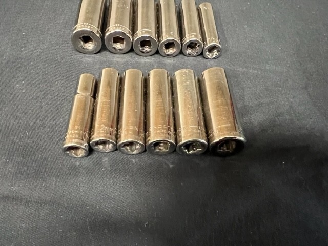 CRAFTSMAN 3/8″ DR 6PT-12PT made in USA SAE and Metric sockets, LOT of 46 PCS