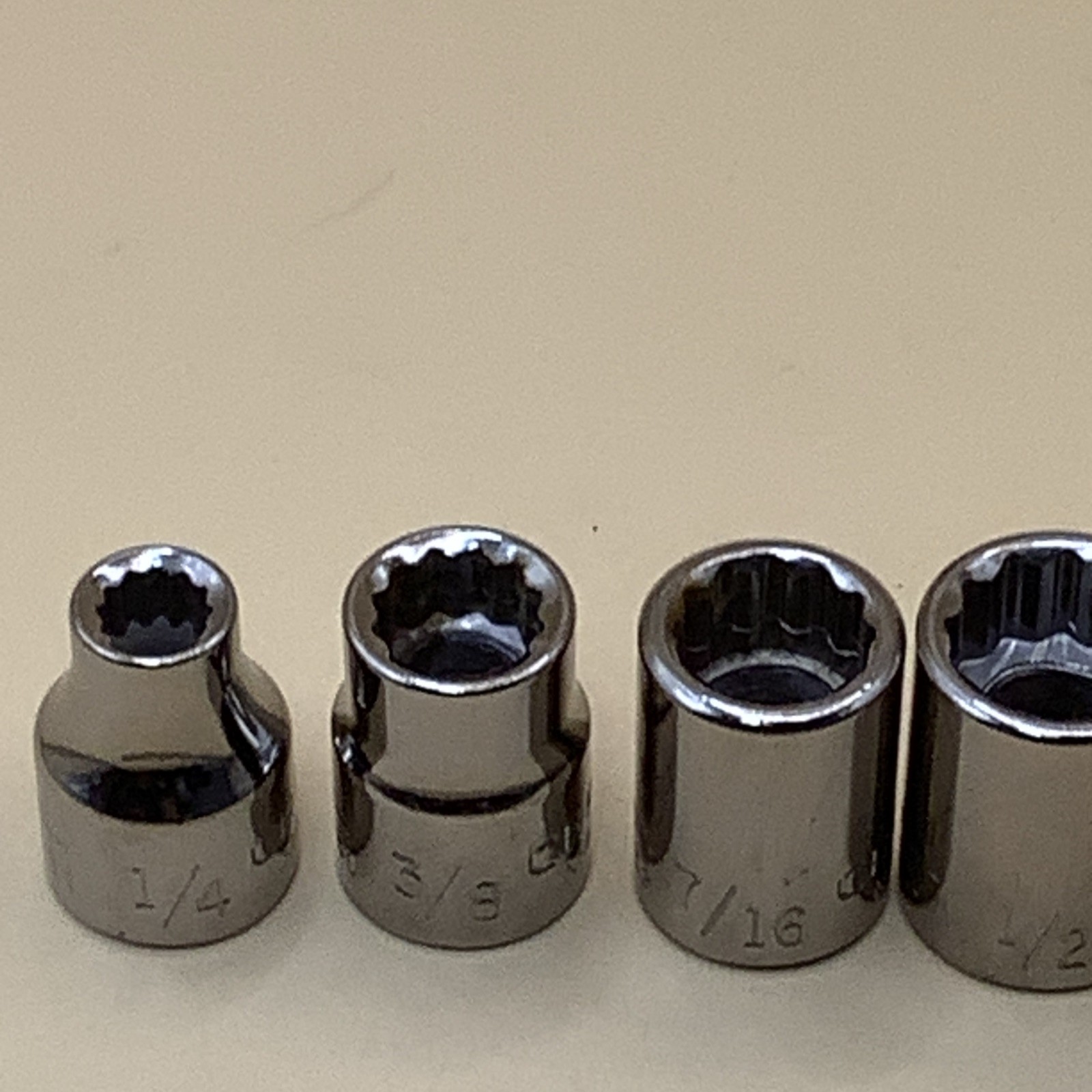 7 Vtg Craftsman 12 Point G2 Sockets 1/4” To 3/4” 3/8” Drive USA Nice Sockets