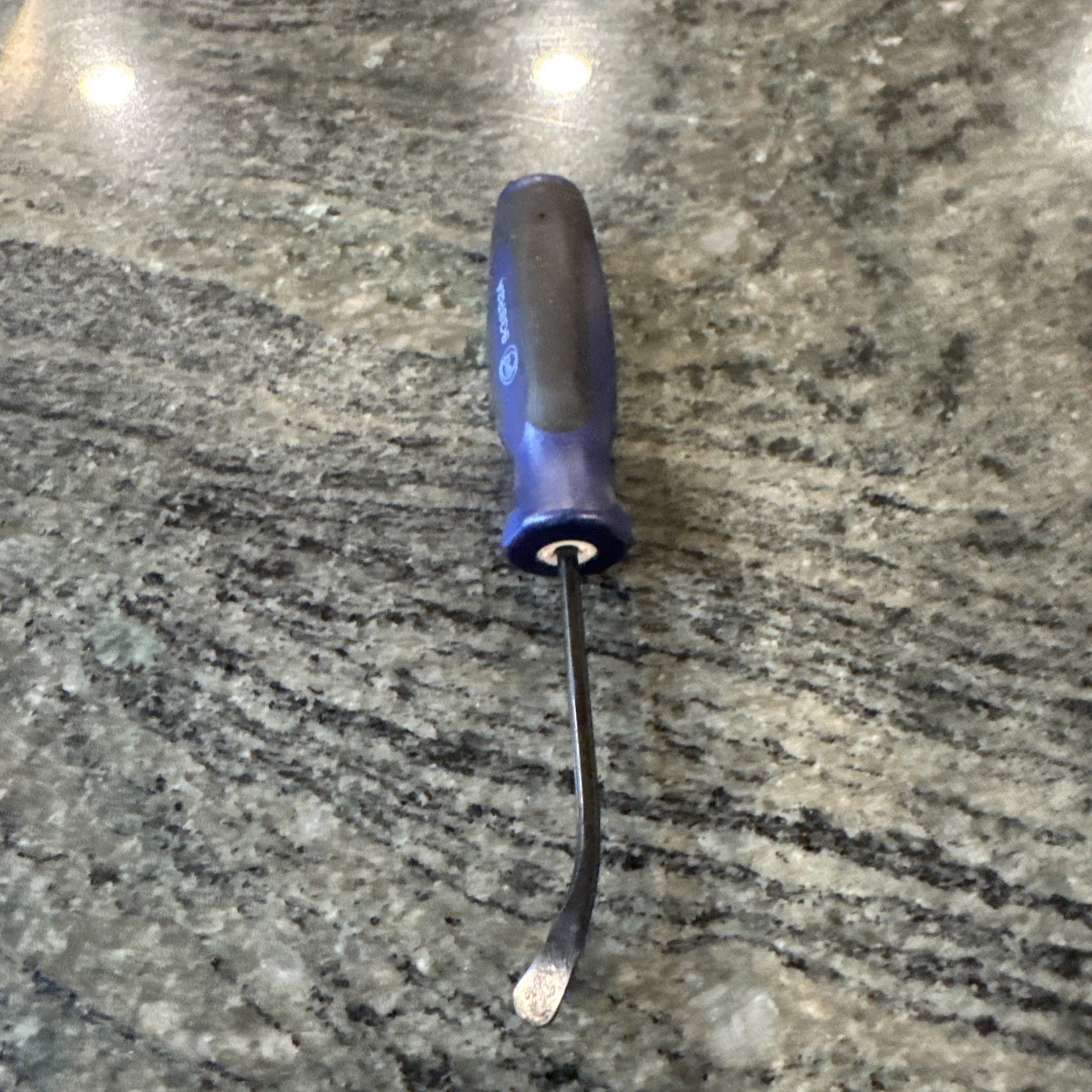 Snap-on sgsr3a 5-1/2″ soft grip contoured seal removal tool power blue
