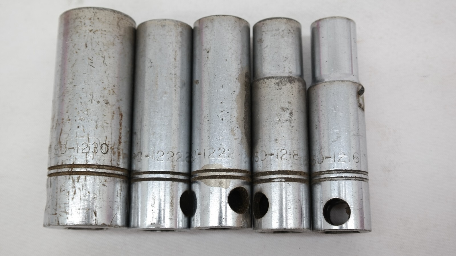 Williams 1/2″ Drive 12 Point Deep Sockets Sizes 15/16, 11/16, 9/16, 1/2 Lot of 5