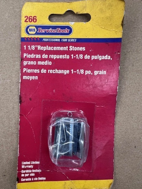 Napa 266/ Carlyle CRBHS1320 1-1/8″ hone Stones for Auto Brakes Wheel Cylinders