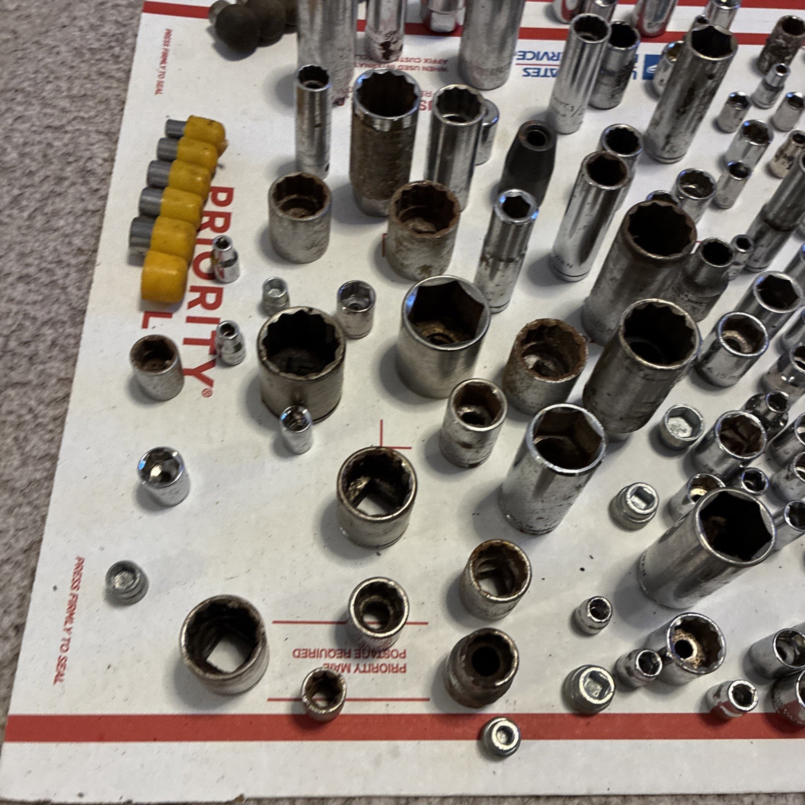 LARGE LOT Of 128 Sockets SAE Metric Drive 6 Point 12 Point Some Husky Taiwan Jap