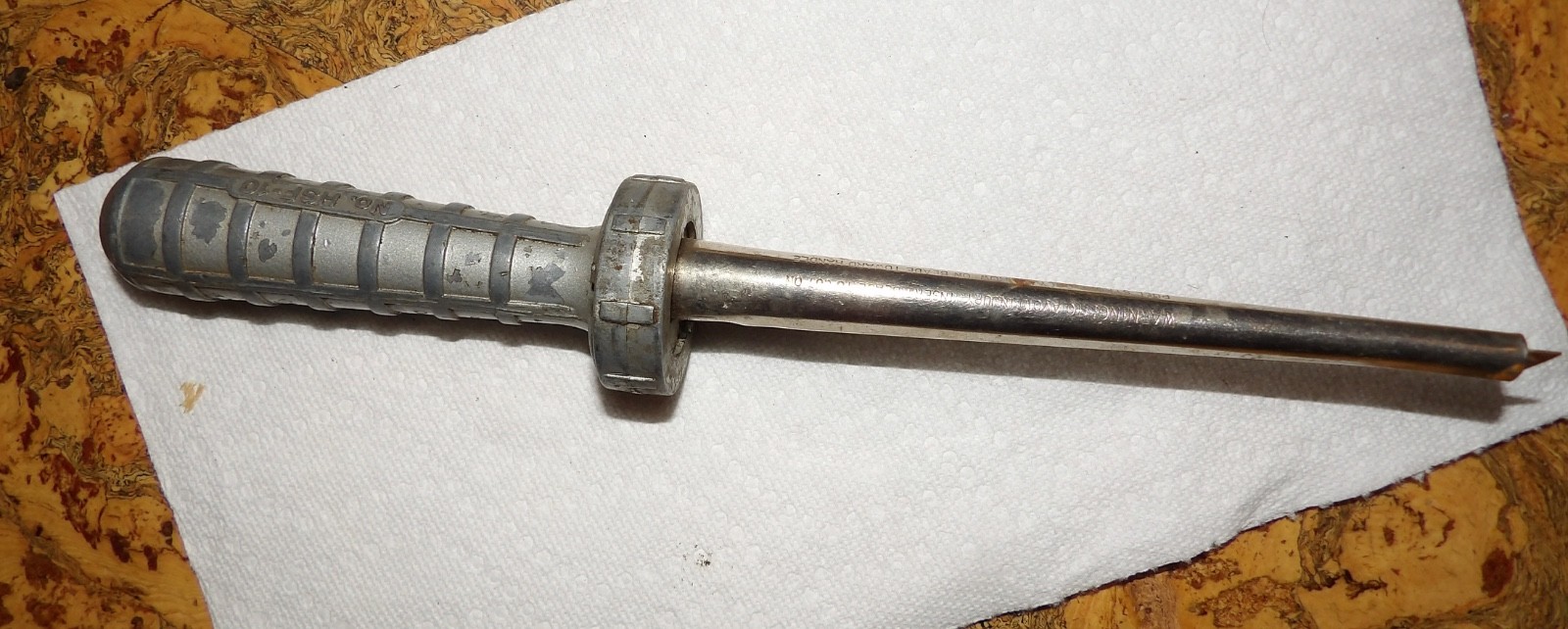 Vintage NAPA Hf-10 Confined Space Hacksaw blade handle USA