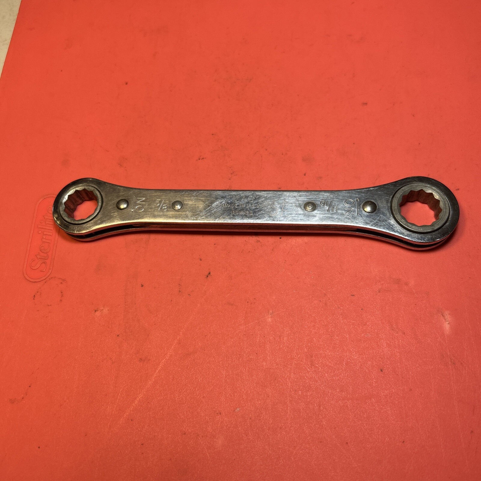 MAC TOOLS (5/8” x 11/16”) Ratcheting Box Wrench, 12 Point, Part# RBW-20