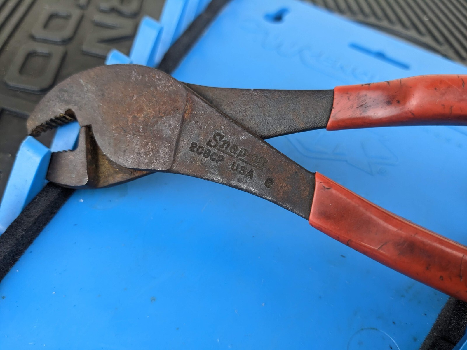 #ba532 Snap-on Tools USA 7-1/2” Battery Terminal Pliers W/Rounded Nose 208BCP