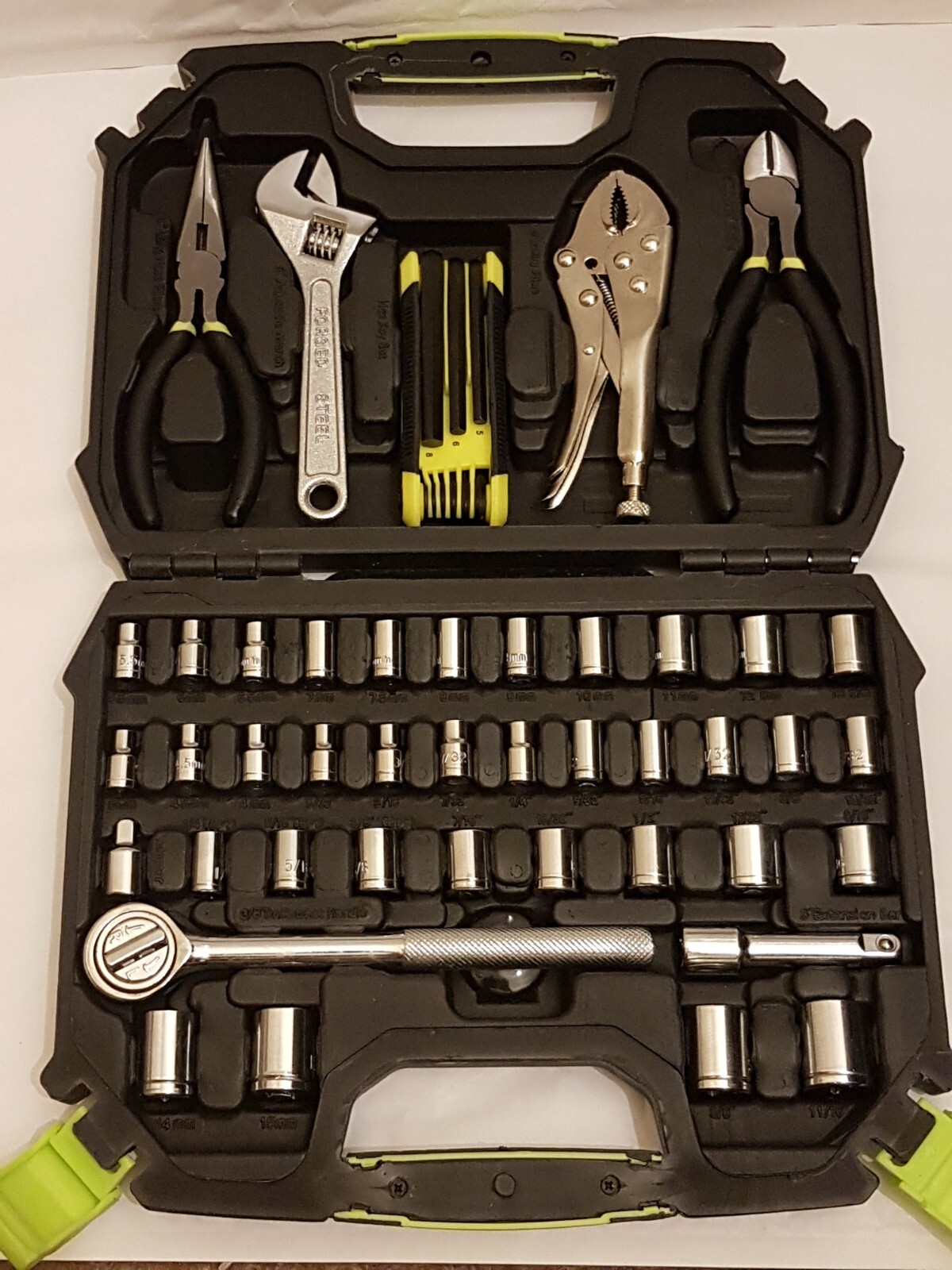 PREMIUM 44 PIECES 1/4″ & 3/8″ DRIVE SOCKET SET TOOL KIT DIY TORX RATCHET DRIVER