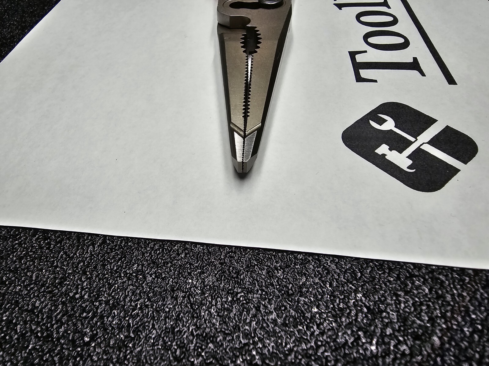 Snap-on Tools USA NEW 9″ Talon Grip Long Nose Slip Joint Pliers LN47ACF