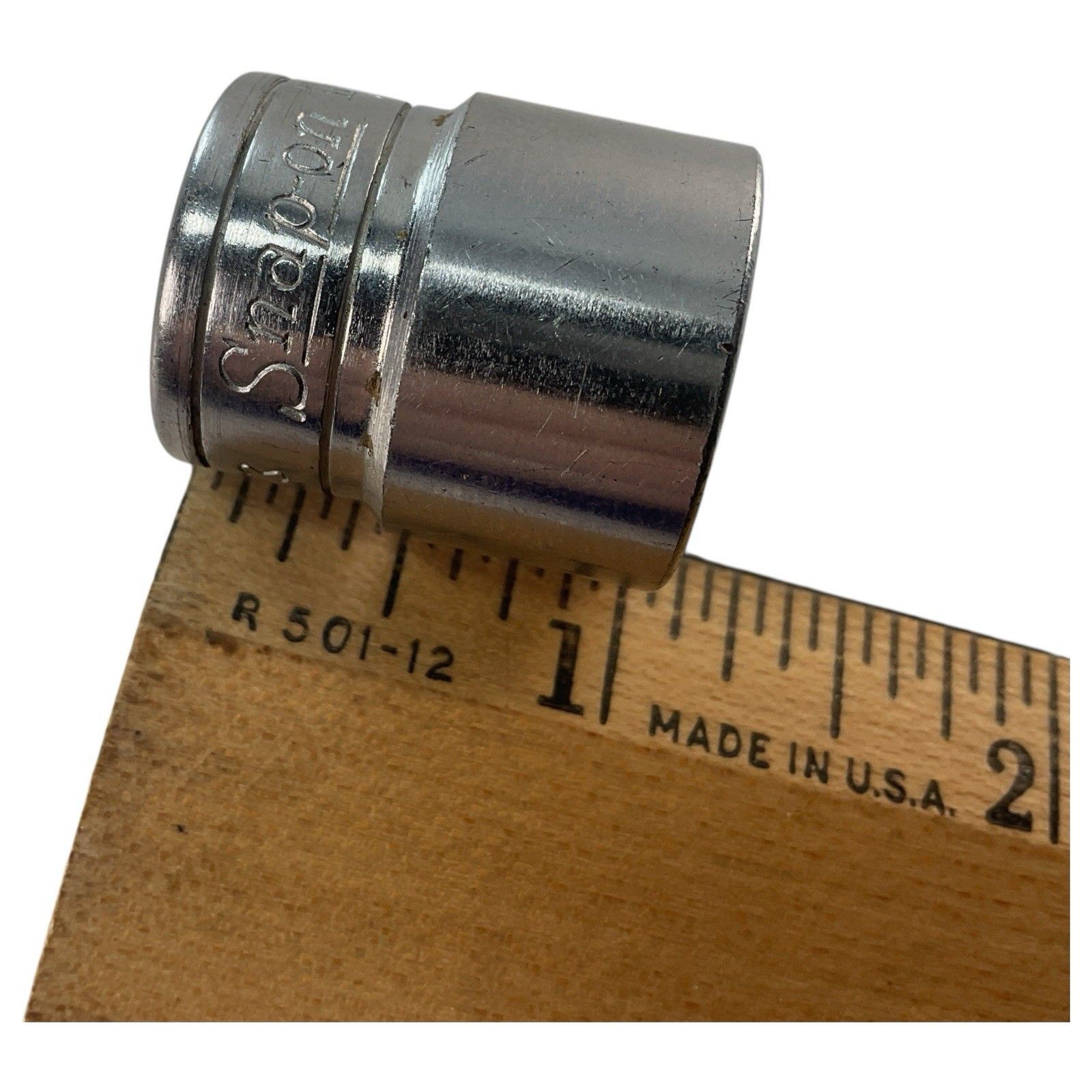 Snap-On Chrome Socket F-221 11/16″ SAE 12pt 3/8″ Drive Shallow USA Mechanic Tool