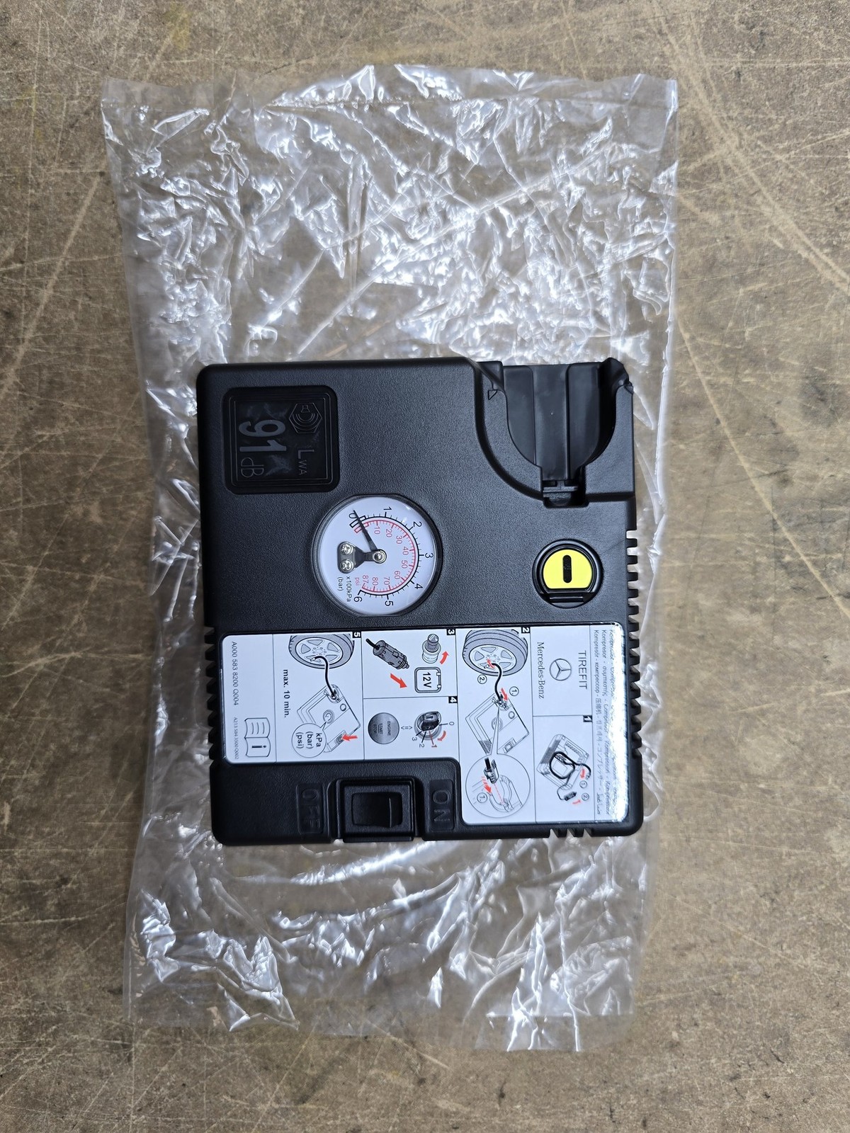 2018-2022 MERCEDES A CLASS W177 TYRE PUMP AIR PUMP COMPRESSOR
