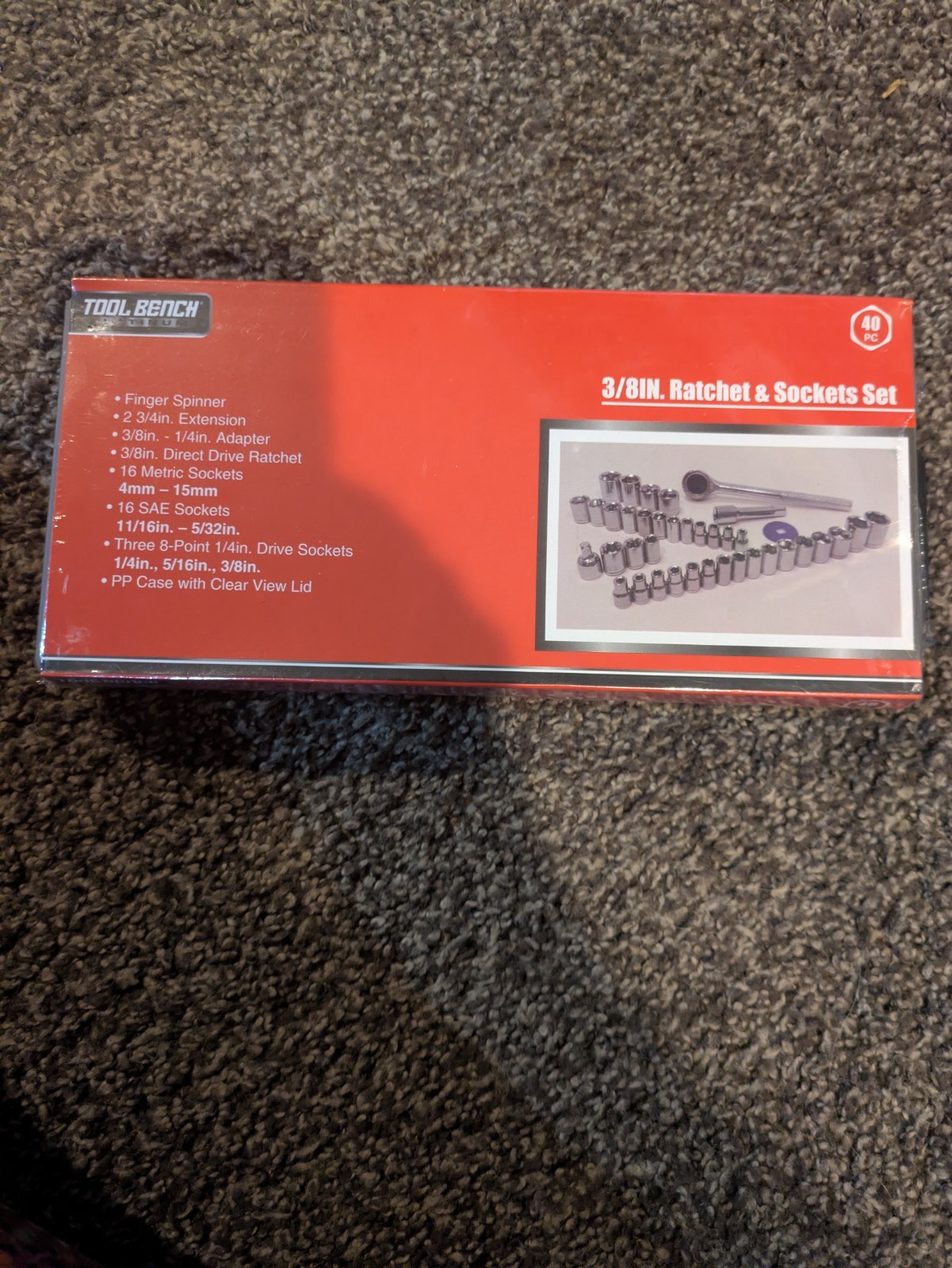 Tool Bench 3/8 In Ratchet & Sockets Set 40 Pc