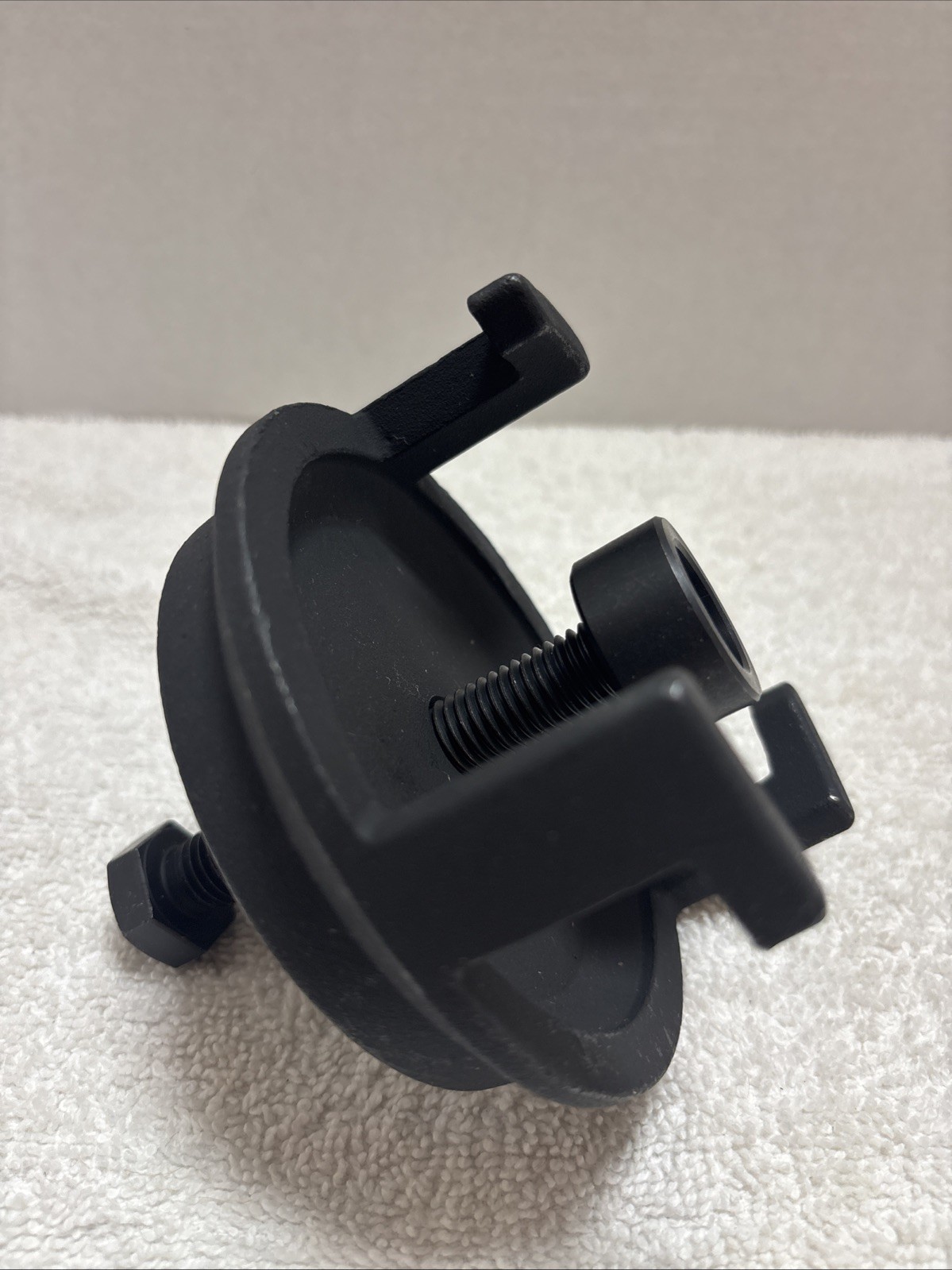 ✅Harmonic Balancer Puller Crank Pulley Puller 25264 for GM Engine Models 5.7 LS1