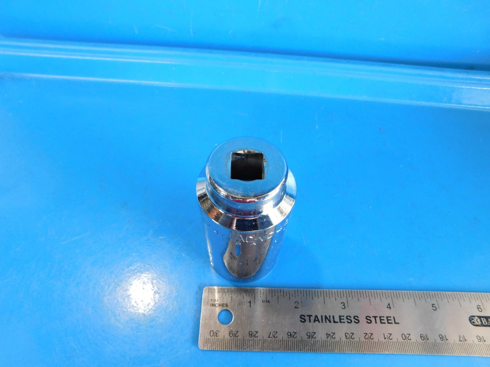 USED, MAC TOOLS » 1-1/4 IN. » DEEP 12 PT. 1/2 IN DR. SOCKET, PART #VD402