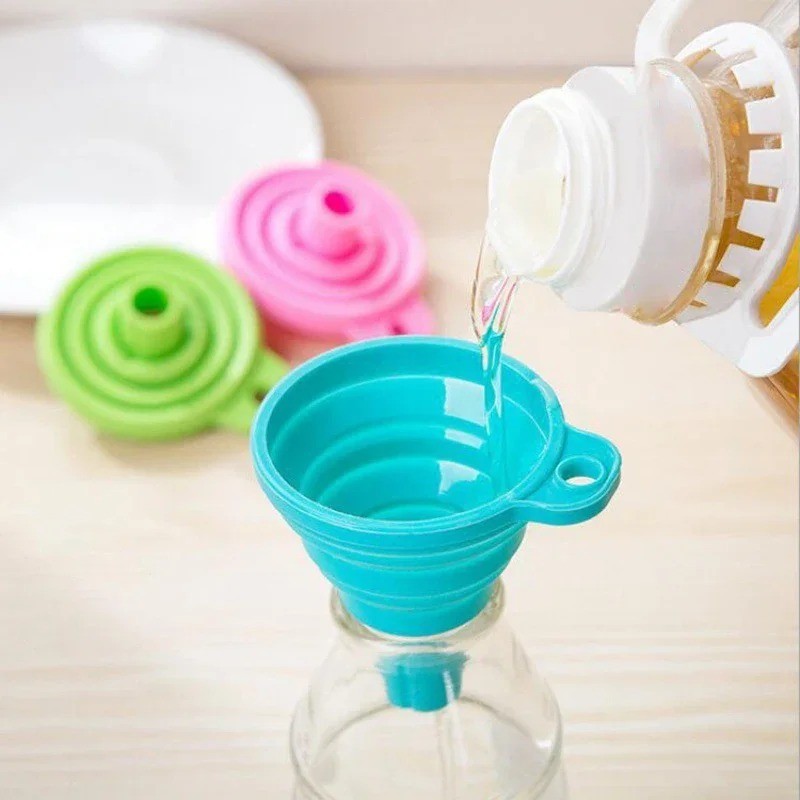 Smoul 1PCS Foldable Silicone Car Funnel Oil Fuel Fluid Filling Tool Auto