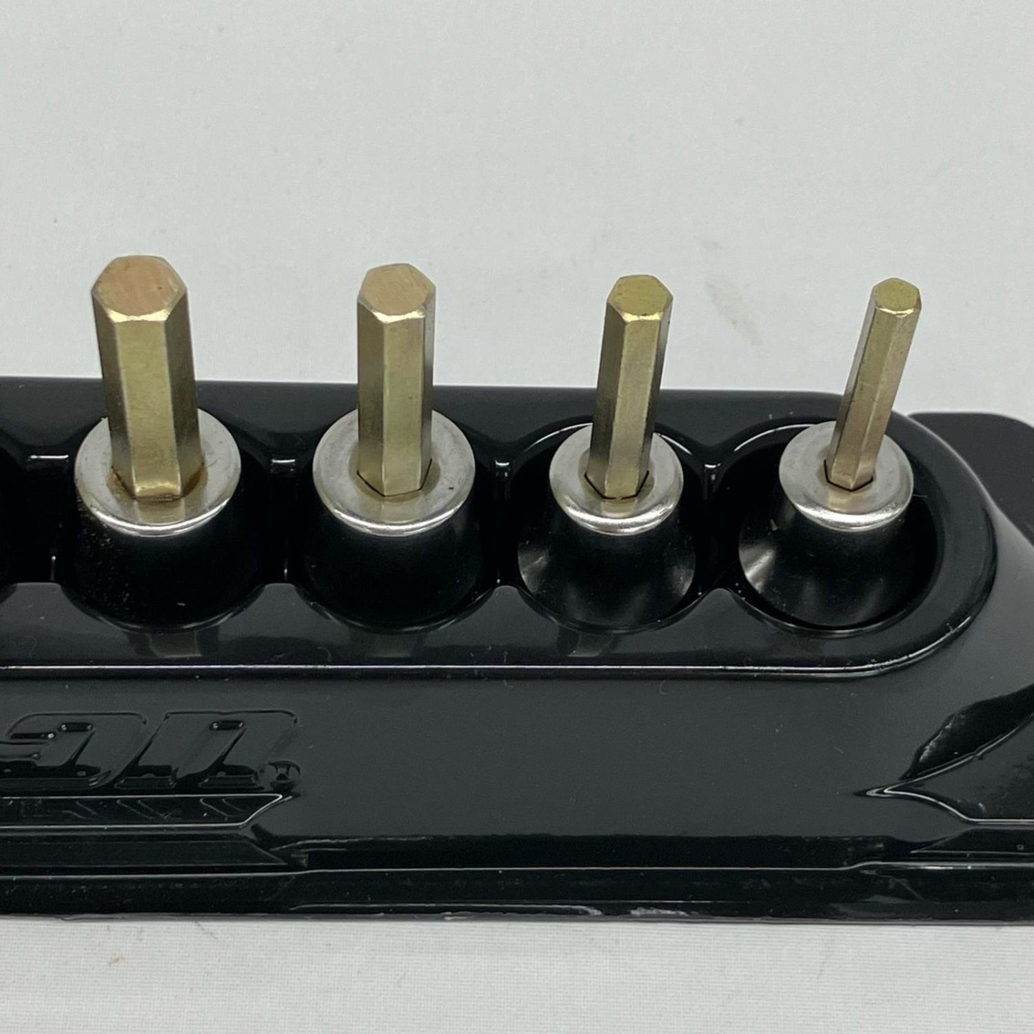 Snap-on 207EFAMY 4mm-10mm 3/8″ Drive 7-Piece Metric Hex Socket Set [Mint]