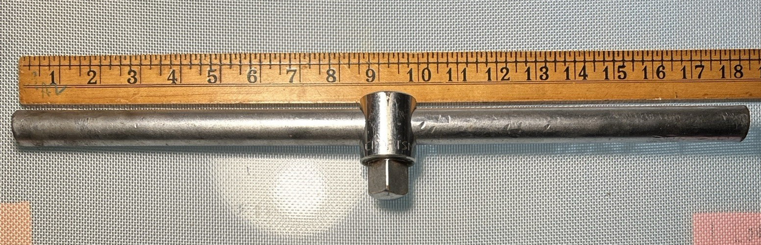 (9) CRAFTSMAN V SERIES 3/4” DRIVE SOCKETS- 18″ SLIDING BREAKER and 8″ EXTENSION.