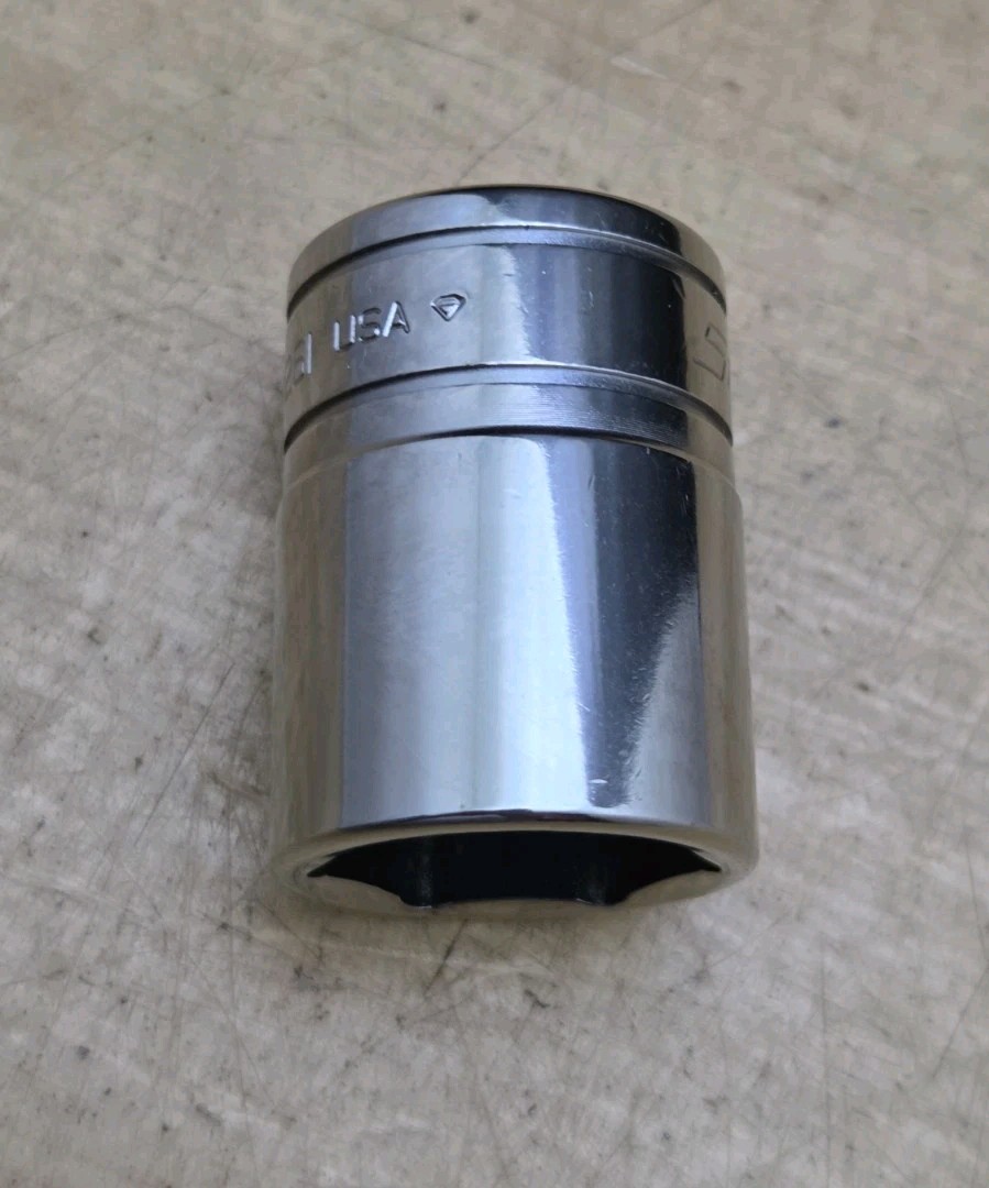 New Snap On TW261 – 1/2″ Drive 13/16″ Shallow 6 Pt Chrome Socket