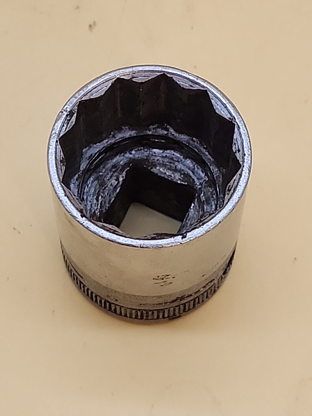 Snap-on Tools SW-320-1/2 1″ 12pt 1/2″ Drive Socket USA