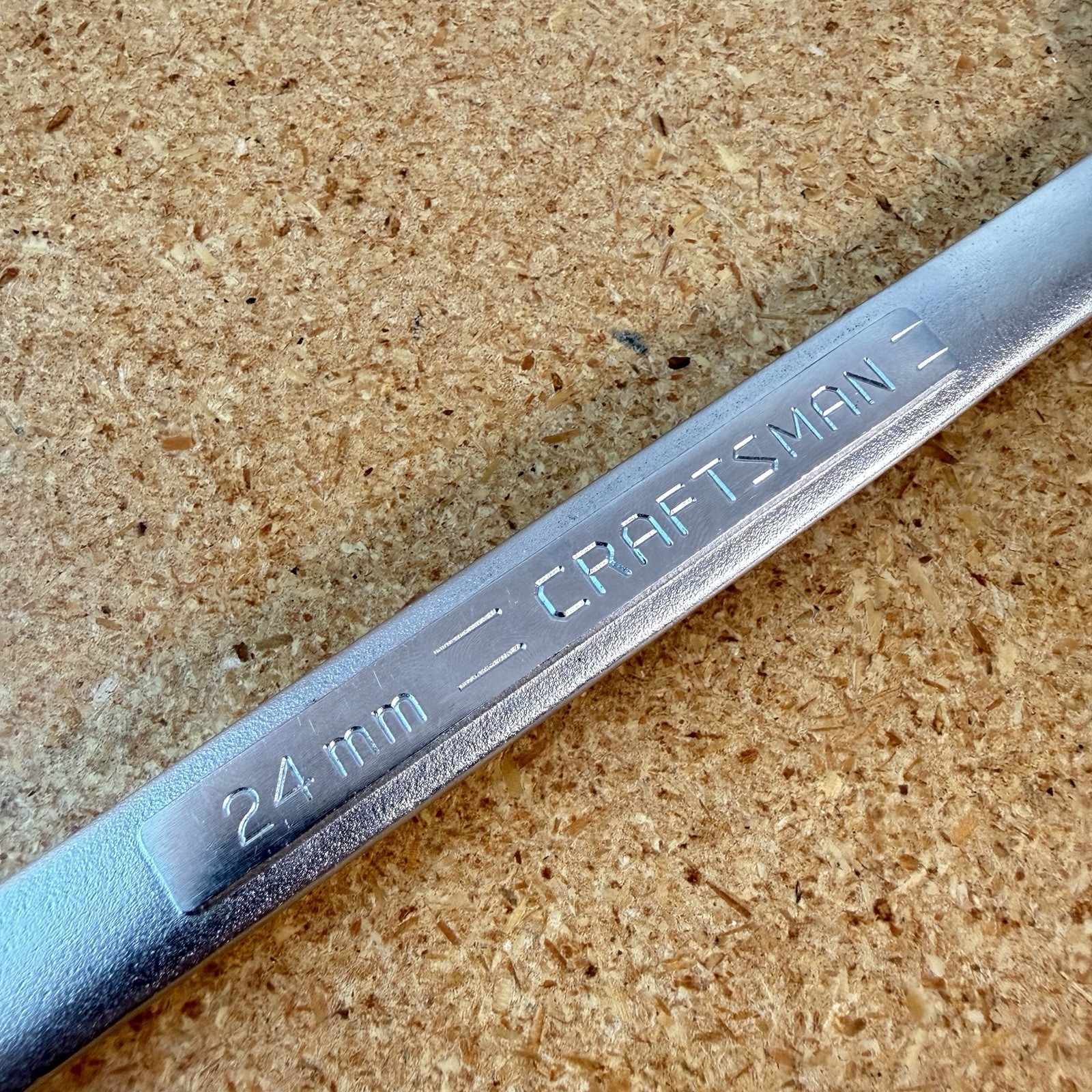 Craftsman Tools USA – 24mm 12 Point Combination Wrench Metric – V-42923