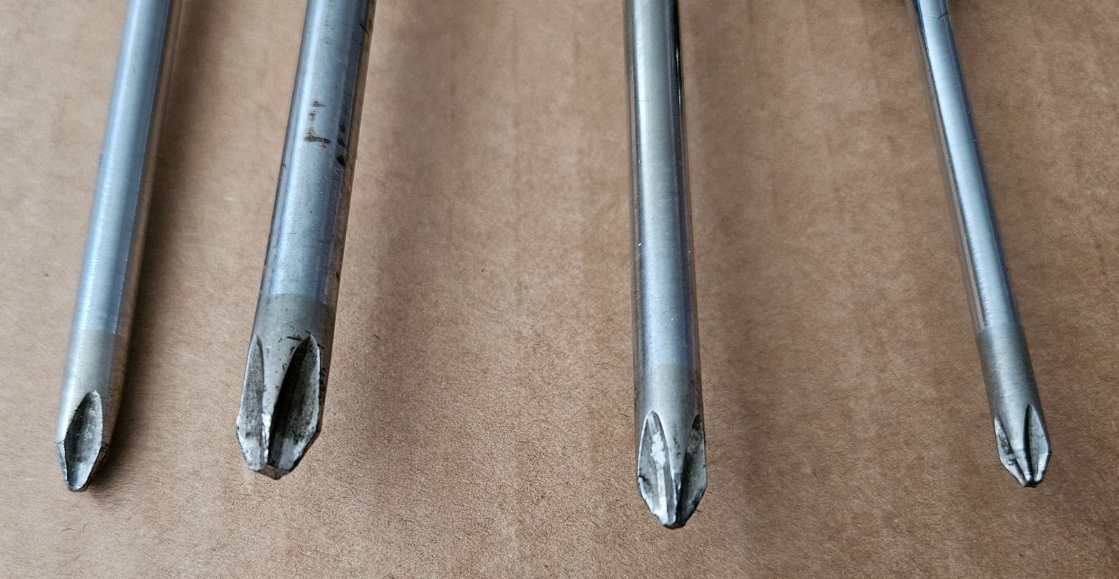 Snap-on Screwdrivers Flat Phillips Tip Chisel Stubby SSD-18 SSD-4120 SDDP102