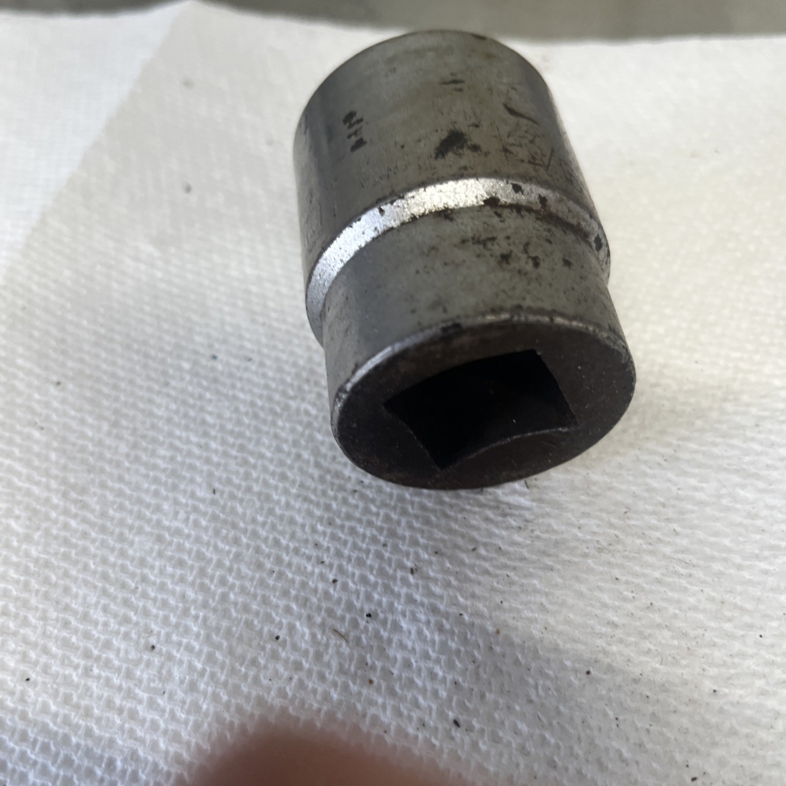 31 3/4″ Drive 1-3/16″ 12pt Point Shallow Socket Canada series