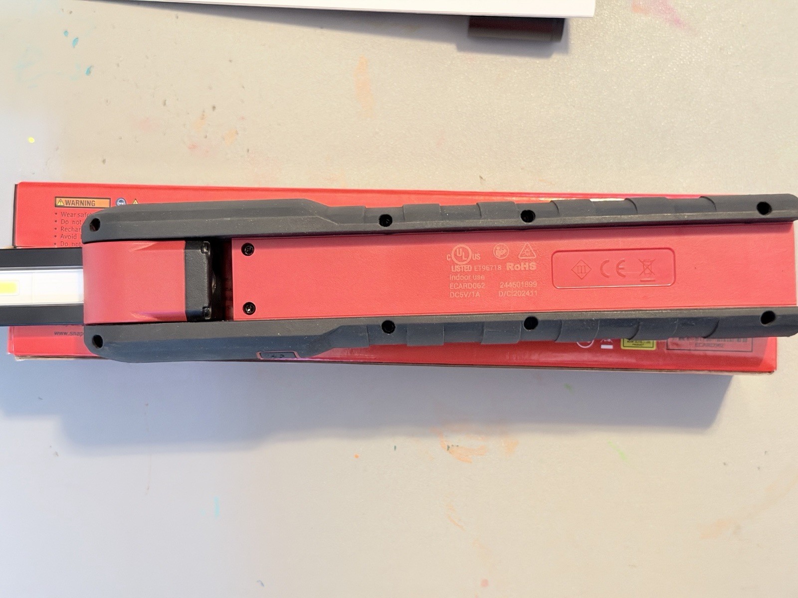 Genuine SNAP ON TOOLS Dual-Sided Rechargeable FLEX LIGHT ECARD062 RED 800 Lms