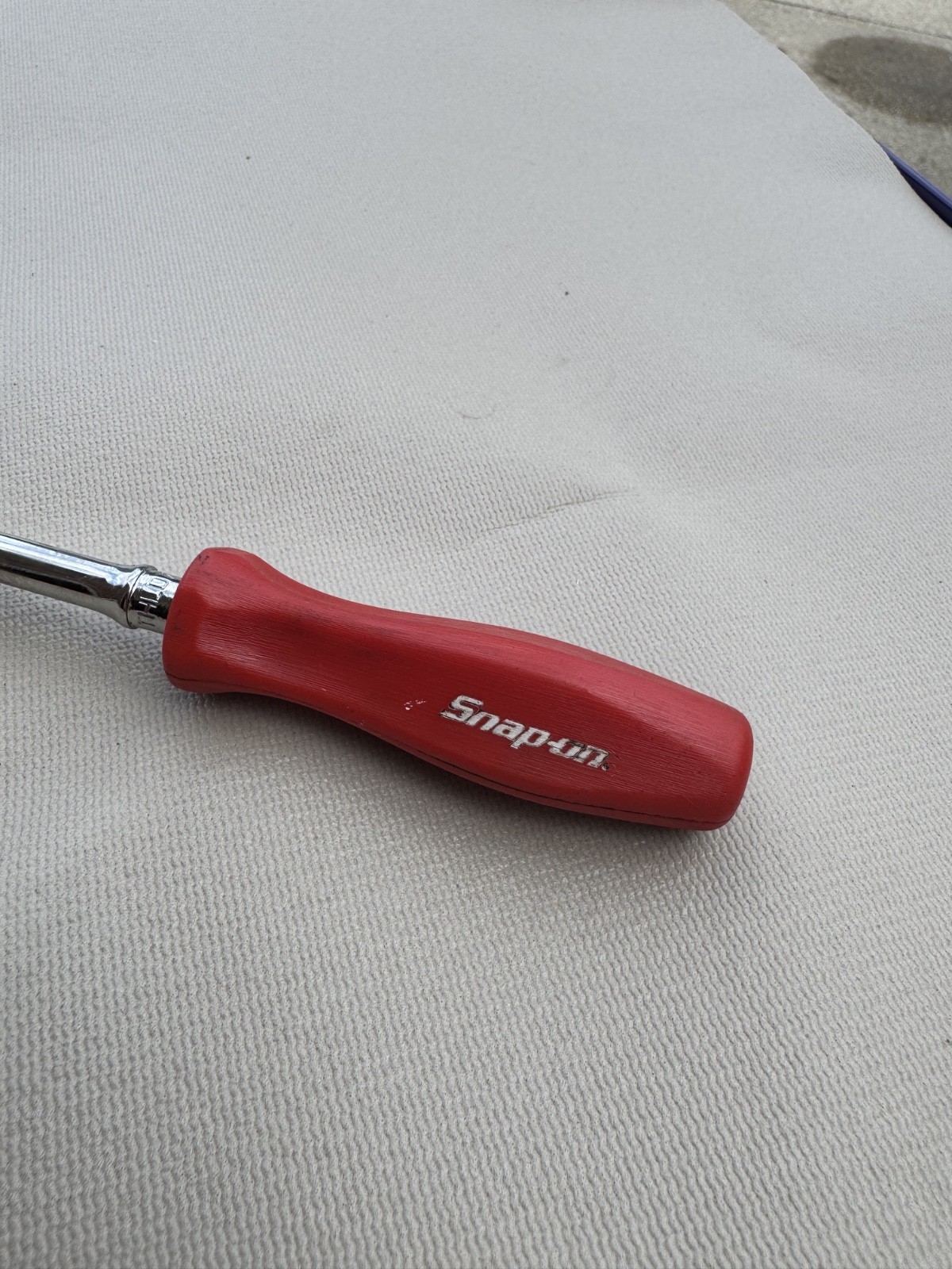Snap-on™ 1/4″ Drive Red Hard Handle Ratchet THLD72
