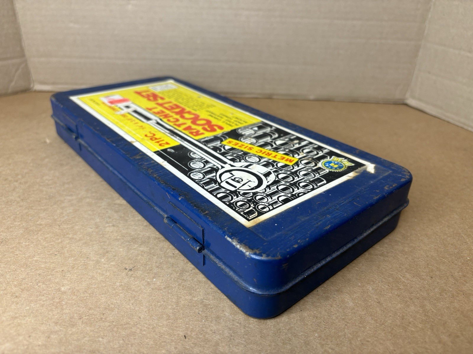 Vintage Royal Tools Tin Case ONLY for Ratchet Socket Set 257 Metric NO Contents