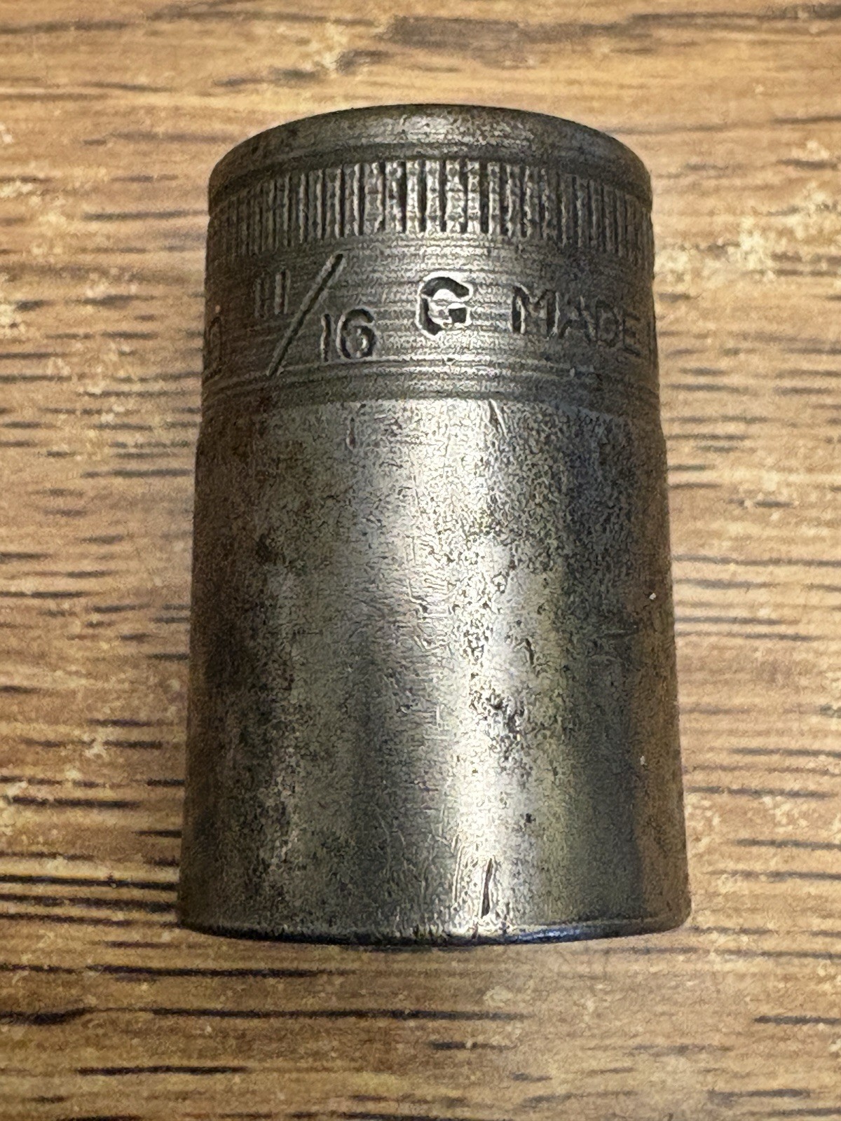 70 Year Old 1945 Snap On Vintage SW221 1/2 In Drive Socket 11/16 In