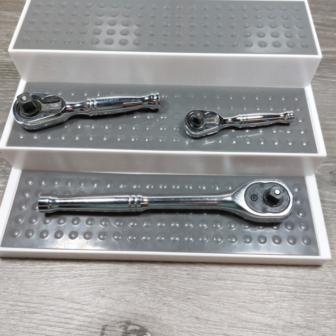 Vtg Stubby Ratchet Set Tawain 1/4, 3/8 & 1/2 Reversible