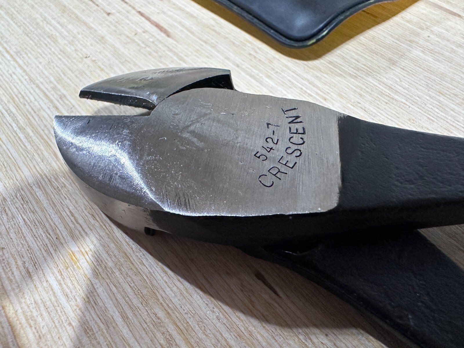 Crescent Tool Co. No. 542-7 – 7″ YELLOW Diagonal Cutting Pliers Wire Cutters