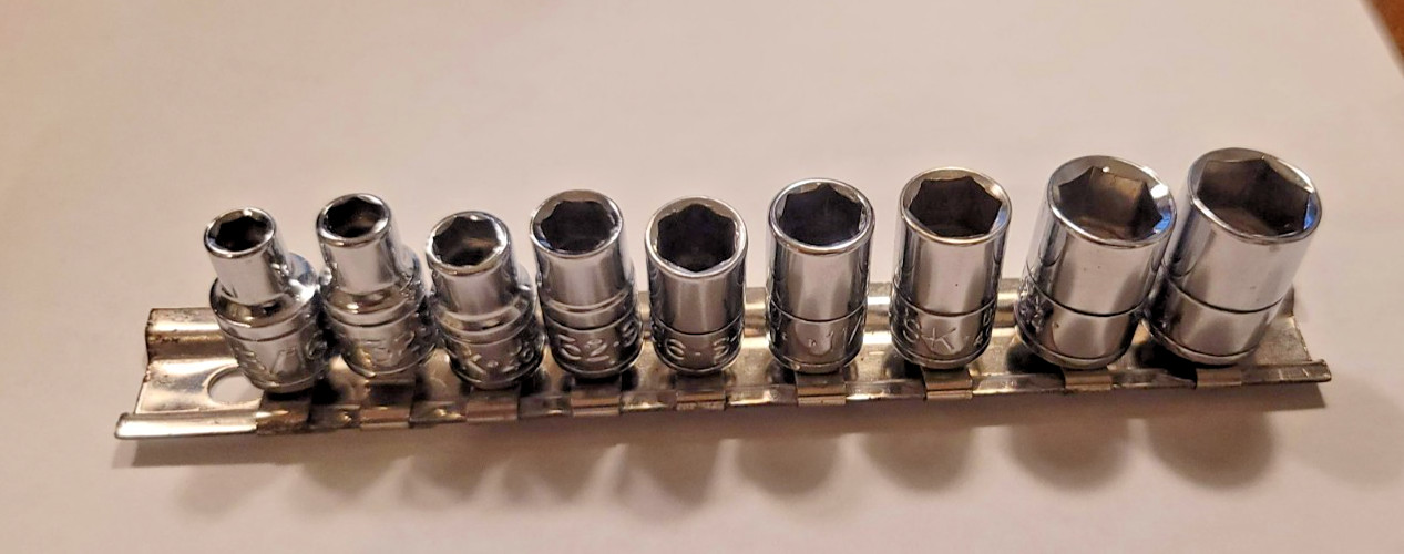 SK Professional Tools 1/4″ SAE Socket 9 Piece Set 6-point with Holder