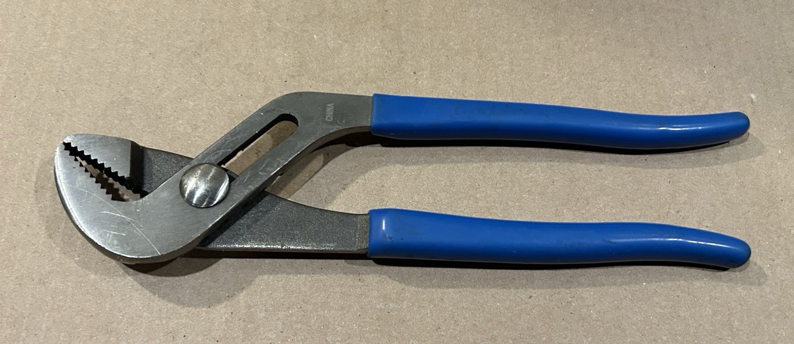 NOS. Brand New Blue-Point 10″ Adjustable Joint Pliers BDGAWP100