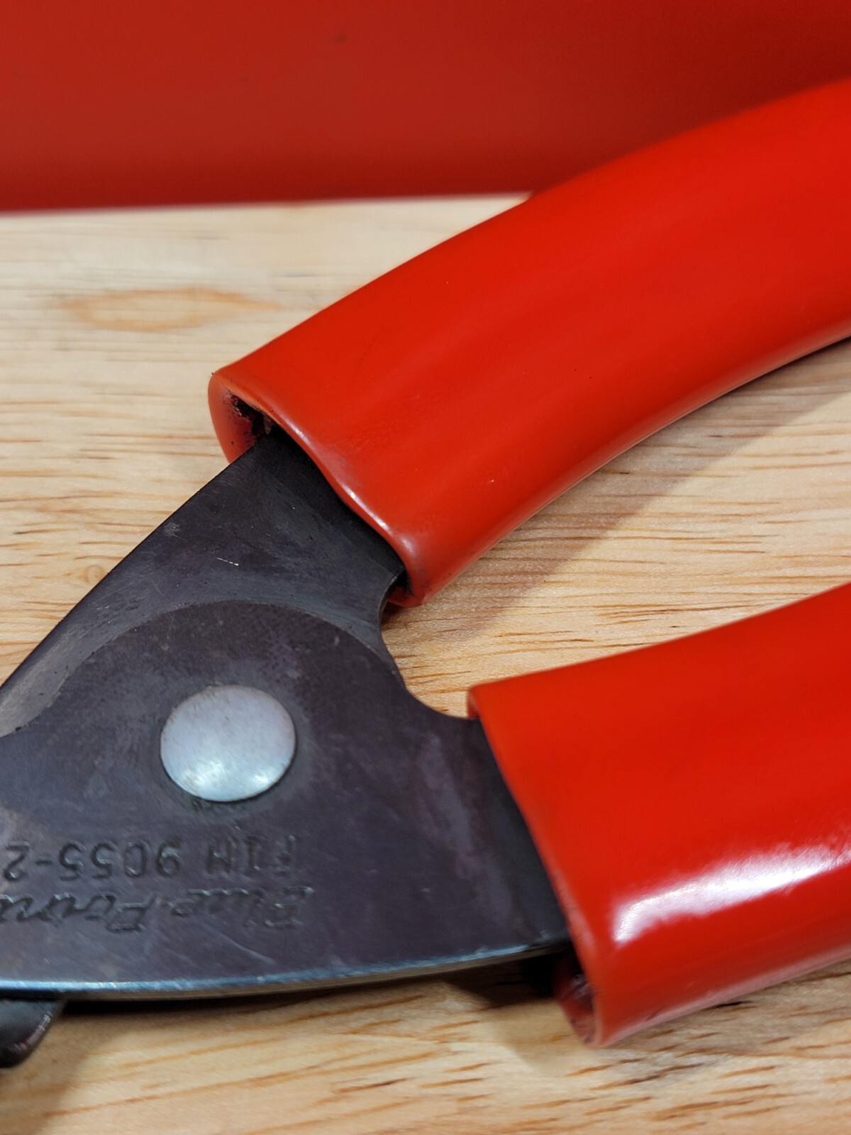 Blue-Point Tools 9055-2 Fuel Line Hose Disconnect Pliers FIH9055-2 Red