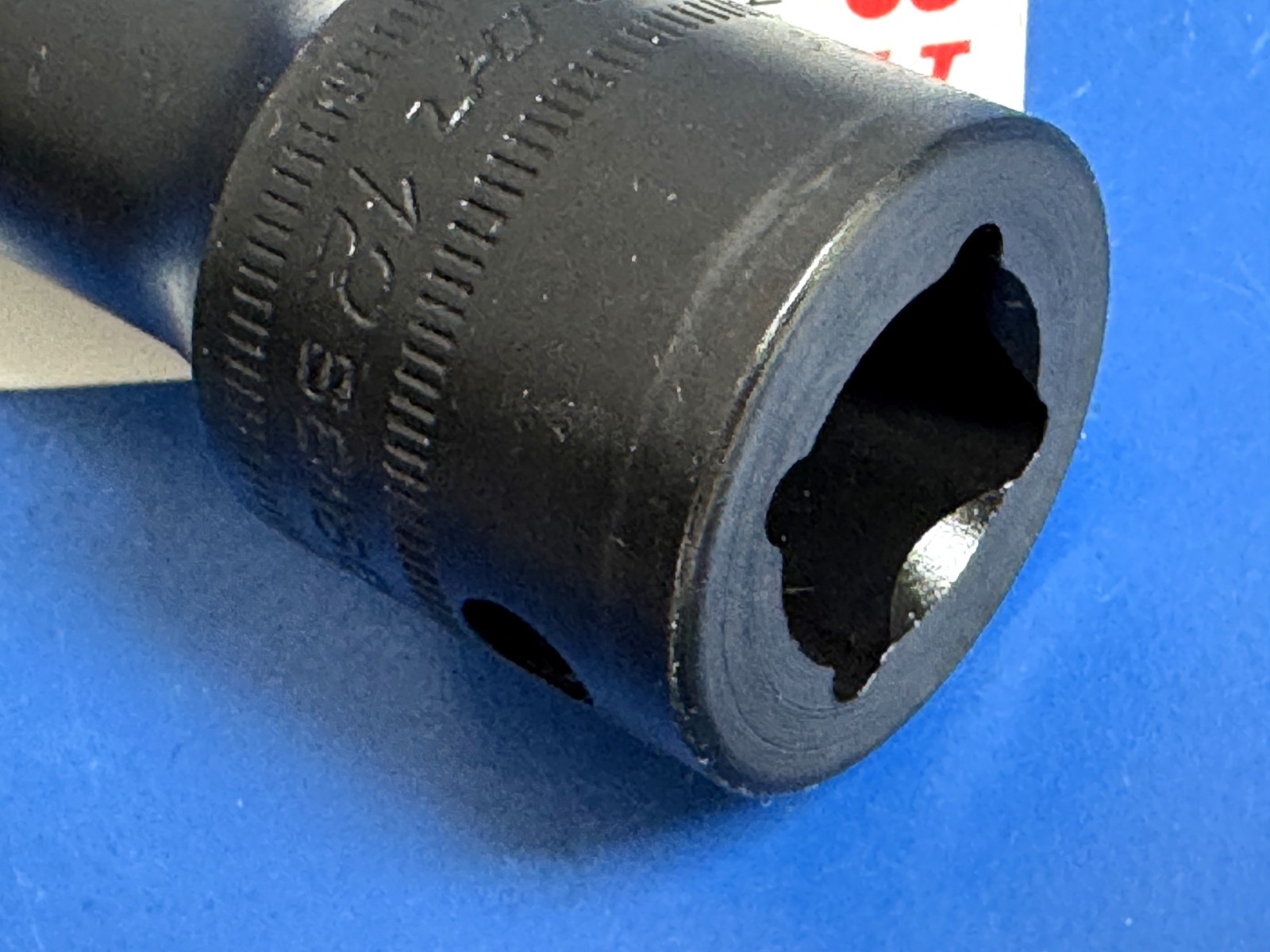 Snap-on 1/2″ Drive Extra Long 12-point 12mm Nissan Head Bolt socket S6160 NEW
