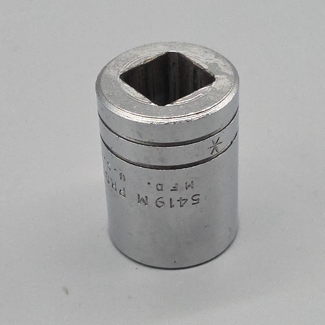 Proto 5419M , 19mm Standard Socket, 1/2″ Drive, 12 Pt Chrome