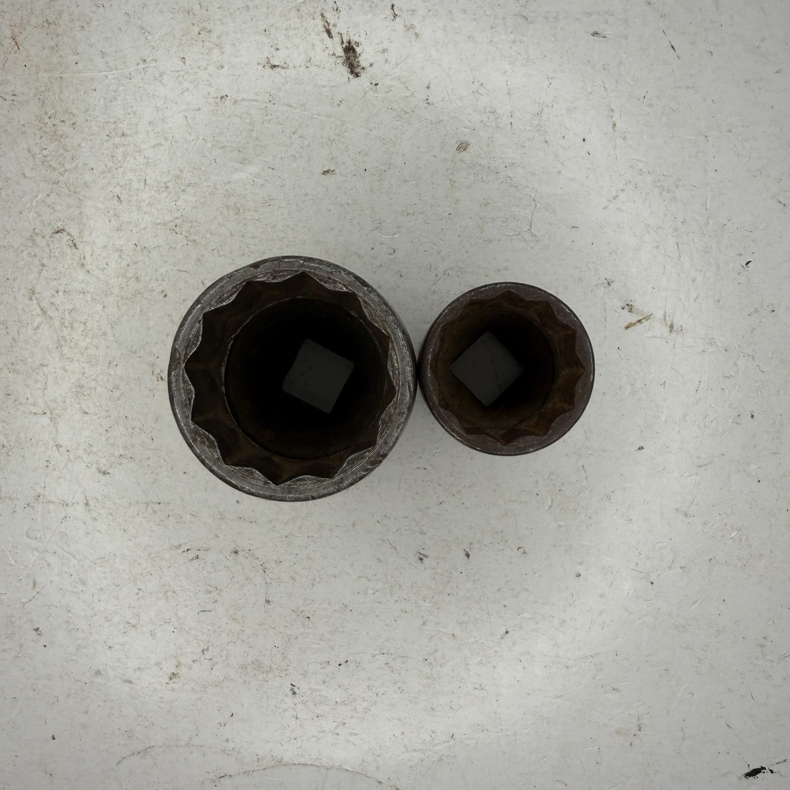 Bonney USA 1/2″ Drive 12 Point Socket Lot 1-1/4″ D40 & 15/16″ A30