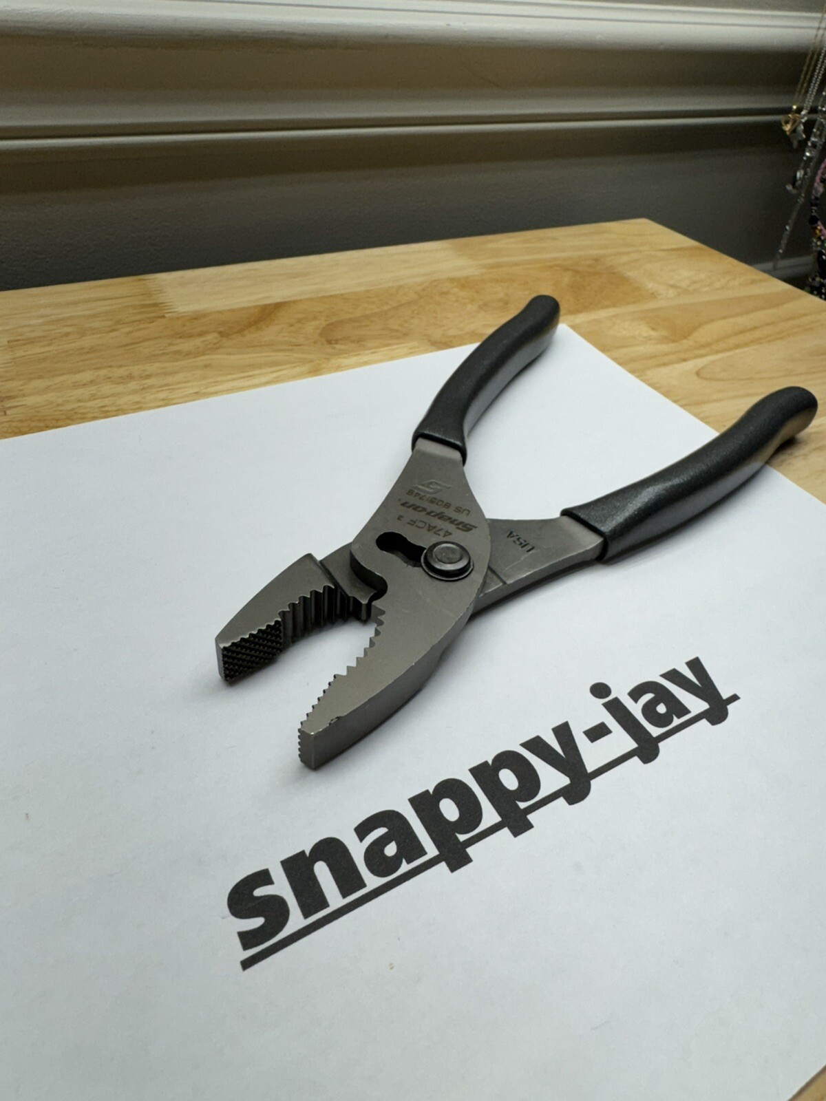 Snap-on Tools DARK TITANIUM 8″ Talon Grip Combination Slip Joint Pliers 47ACFDT