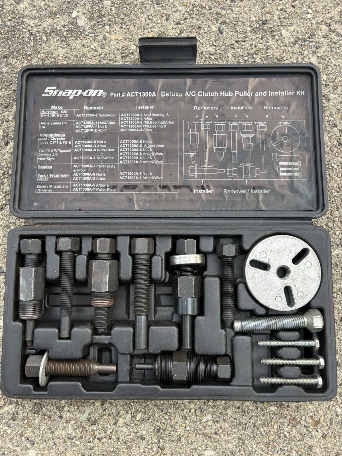 Snap-on ACT1300A Deluxe A/C Clutch Hub Puller Installer Set