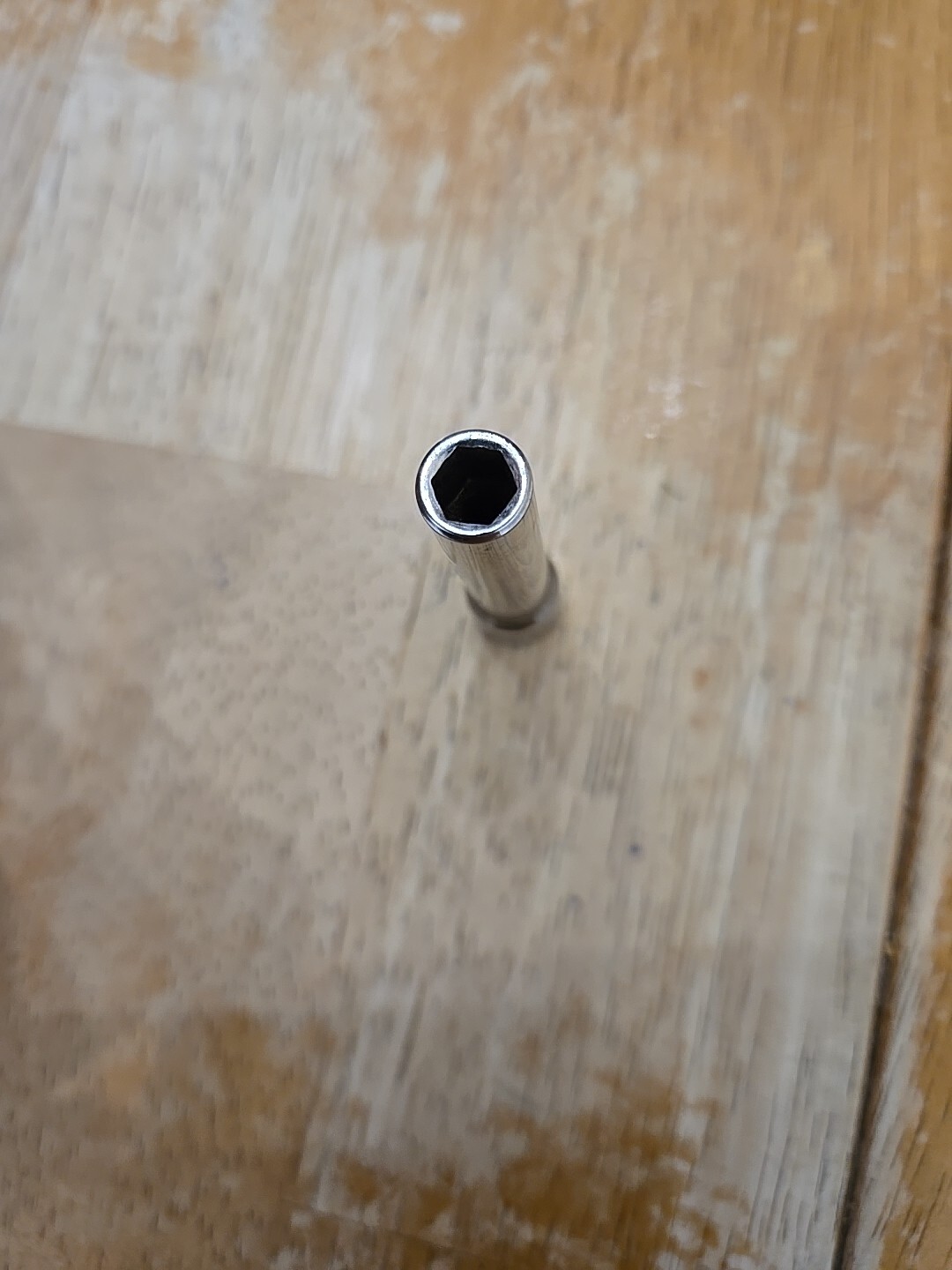 Matco Tools 1/4″ Drive 6MM 6PT Metric Deep Chrome Socket AD6M6