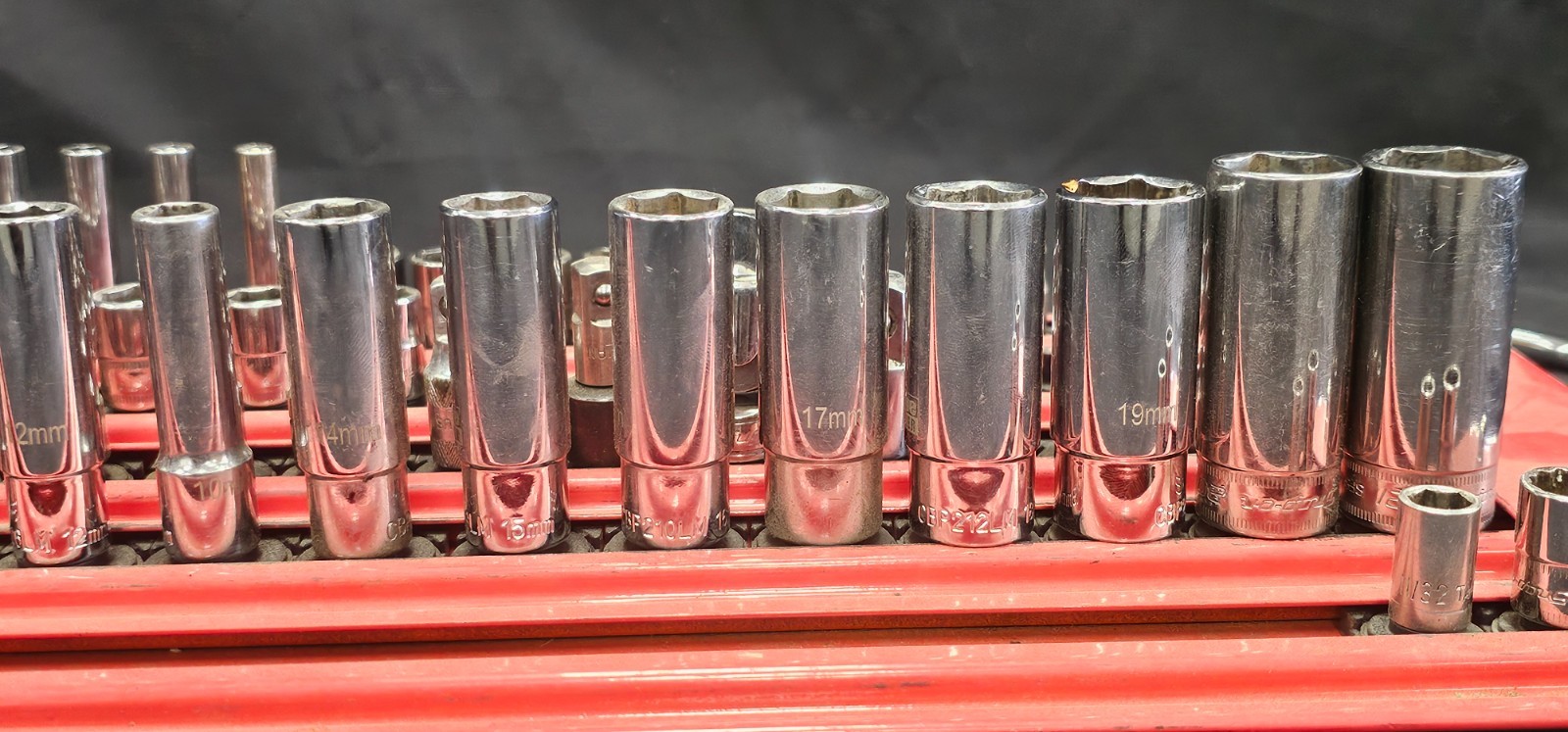 CAT, Blue Power, Snap-On & other brands Assorted Sockets w/ Locking Socket Tray