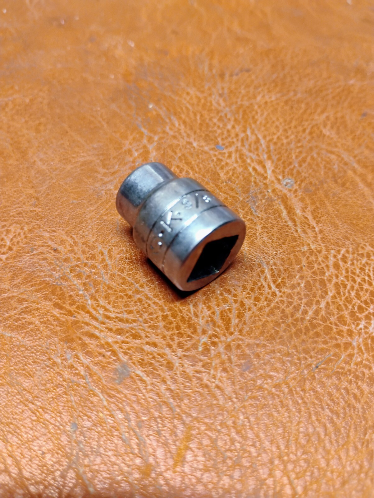 SK Tools USA 3/8″ 6 Point 3/8″ Drive Shallow Polished Chrome Socket 45112