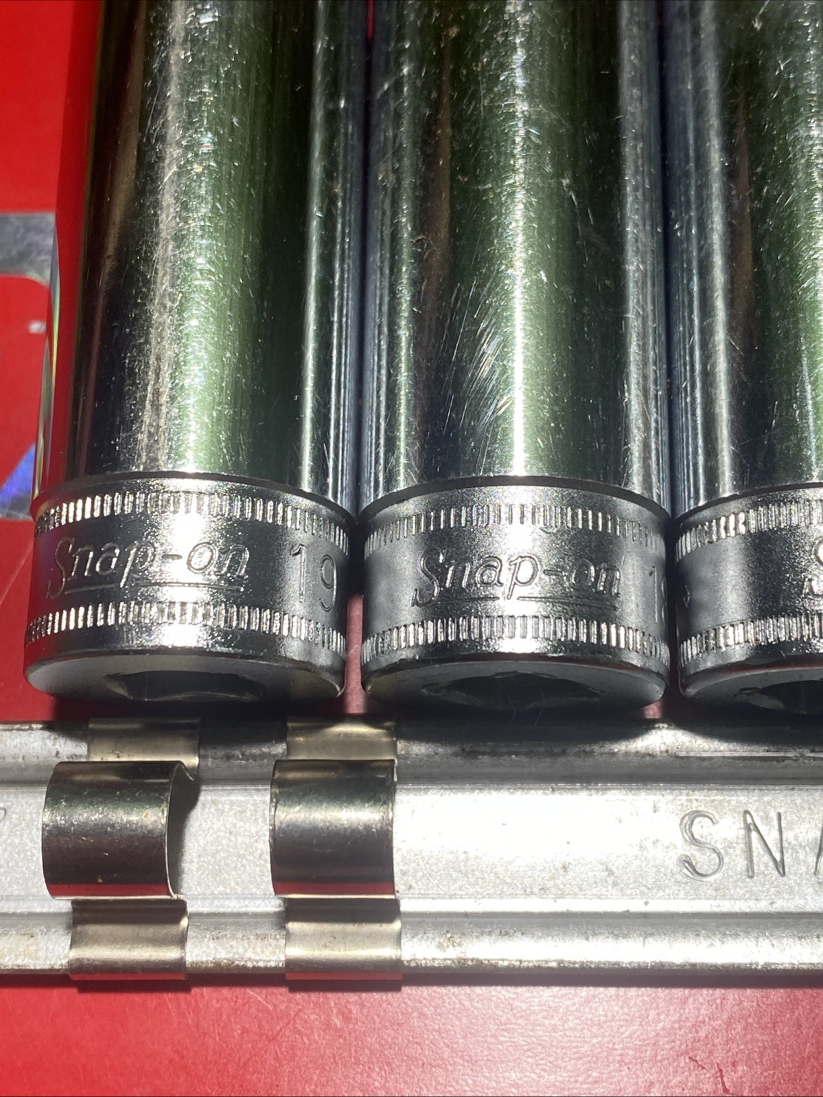 SNAP-ON metric socket set 11pc. 9mm-19mm Good Condition