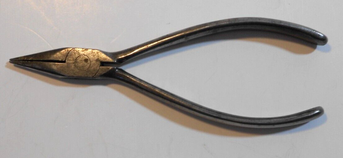 1962 Snap On no. 94 Mini Needlenose Pliers Smooth Grip S15