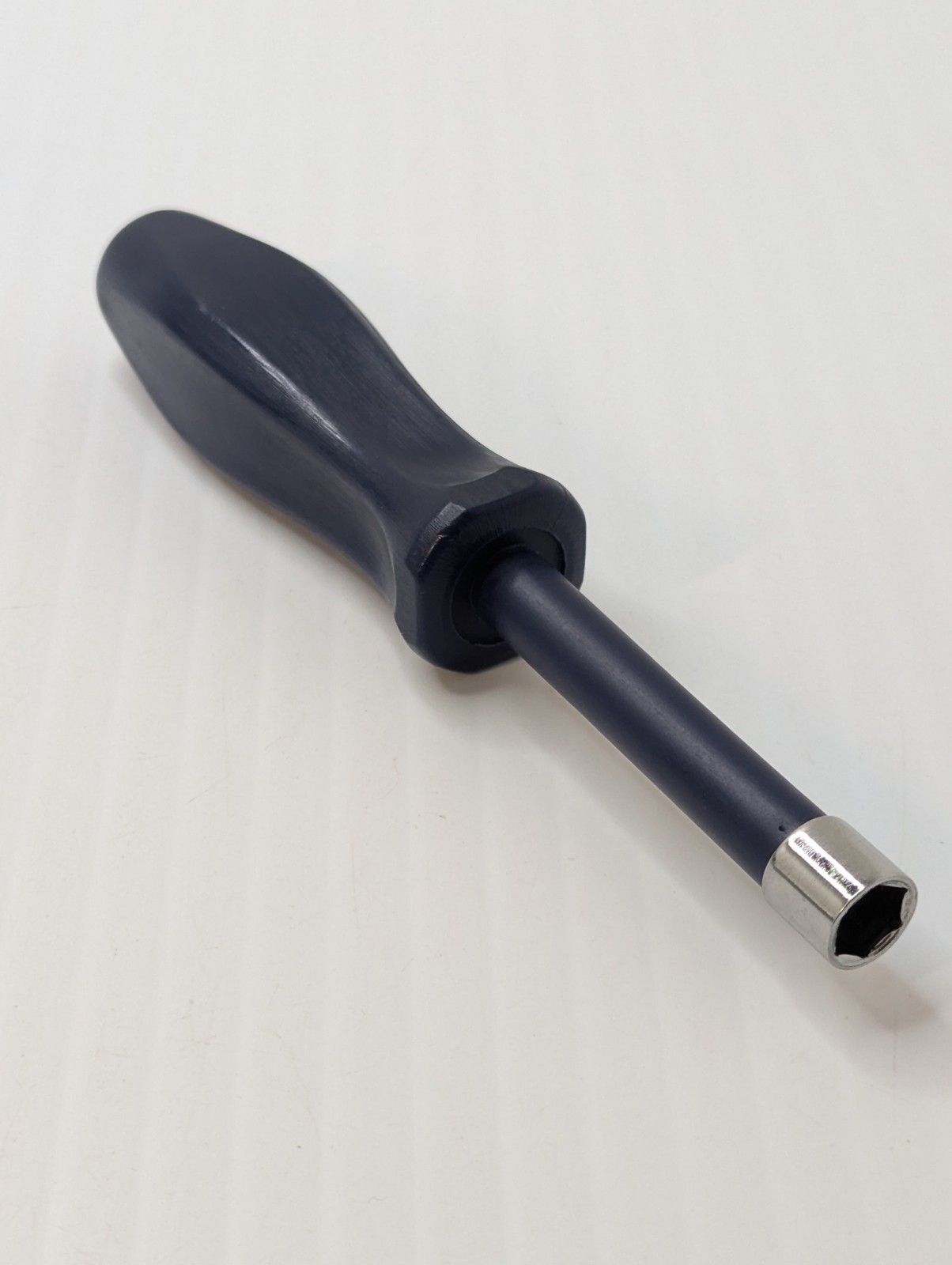 Snap-On Tools 3/8″ Nut Driver Blue Hard Handle Socket NDD112AB Made In USA