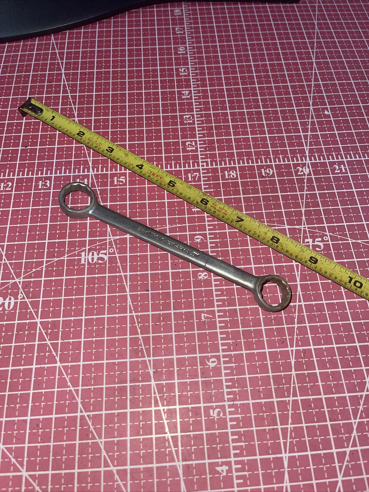 Armstong USA 6727 12 Point 5/8 x 9/16 In SAE 12 Point Box End Wrench Armaloy