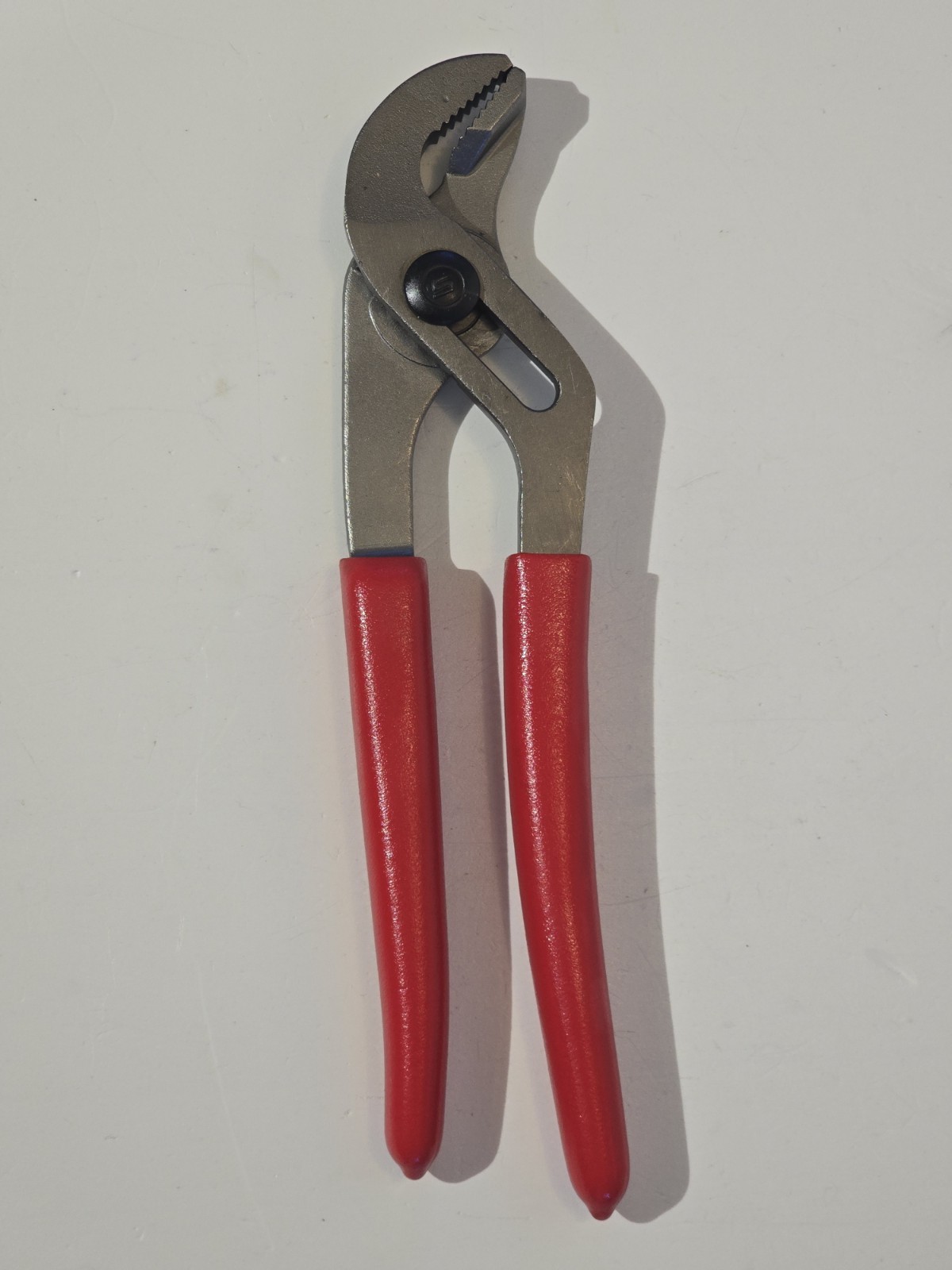 🇺🇸 Snap-on Tools NEW RED 9″ Adjustable Joint Interlocking Channel Pliers 91ACP