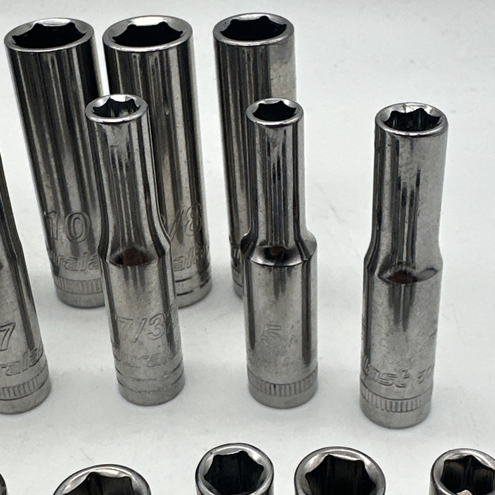 Duralast 29 Piece Socket And Extension Set Loose 3/8” 1/4” Drive
